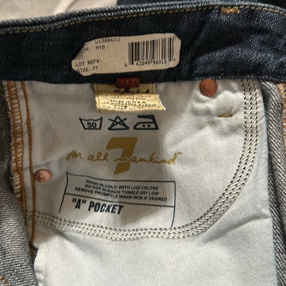 7 for all mankind size 29 ladies flare leg jeans. - Picture 6 of 6